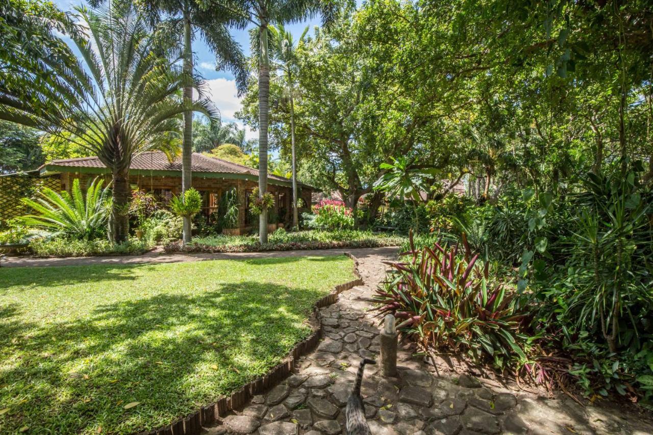 Wendy'S Country Lodge Mtubatuba Bagian luar foto